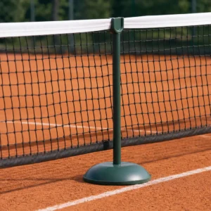 Paletto mobile che sostiene la fascia della rete su campo da tennis singolo