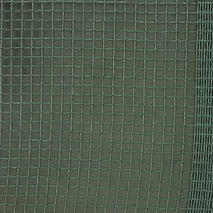 Rete antigrandine maglia quadrata verde per protezione colture e vigneti
